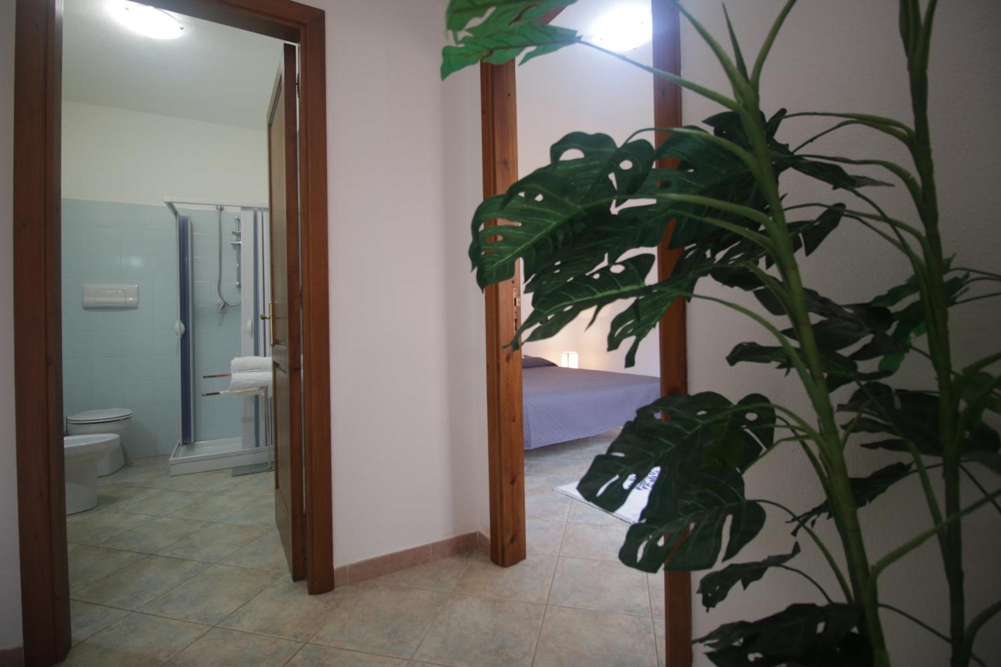 Residenza Maria Antonia - Historical Suite Orosei Habitación foto