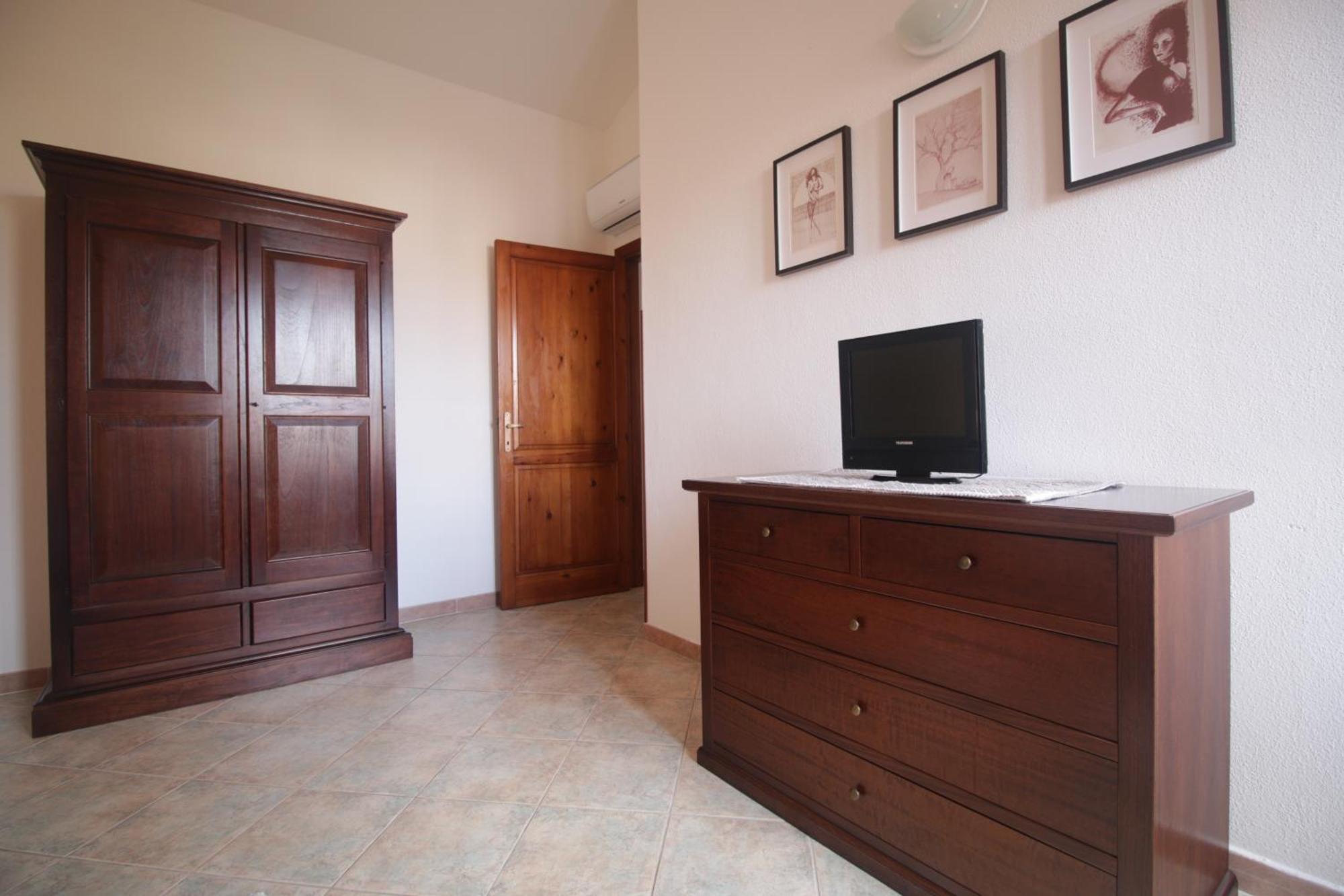 Residenza Maria Antonia - Historical Suite Orosei Habitación foto