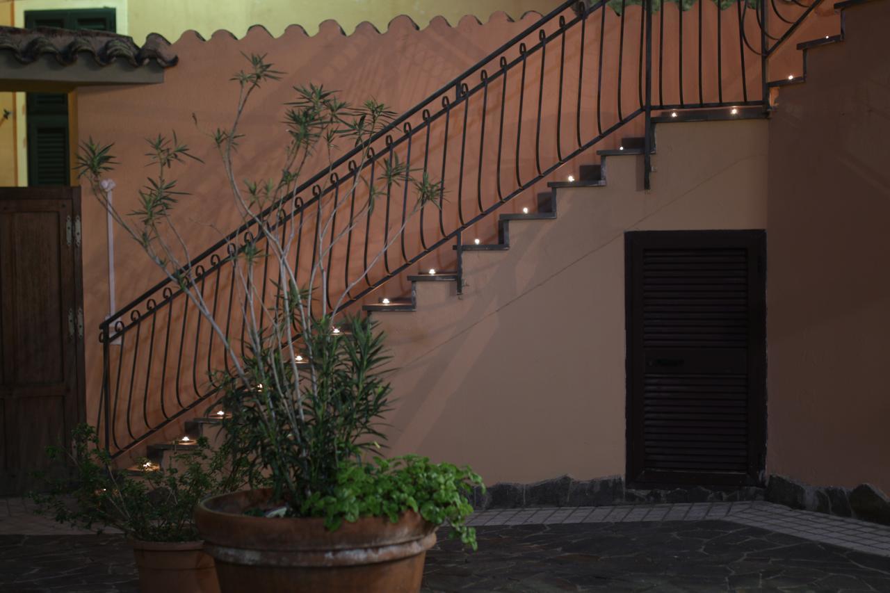 Residenza Maria Antonia - Historical Suite Orosei Exterior foto