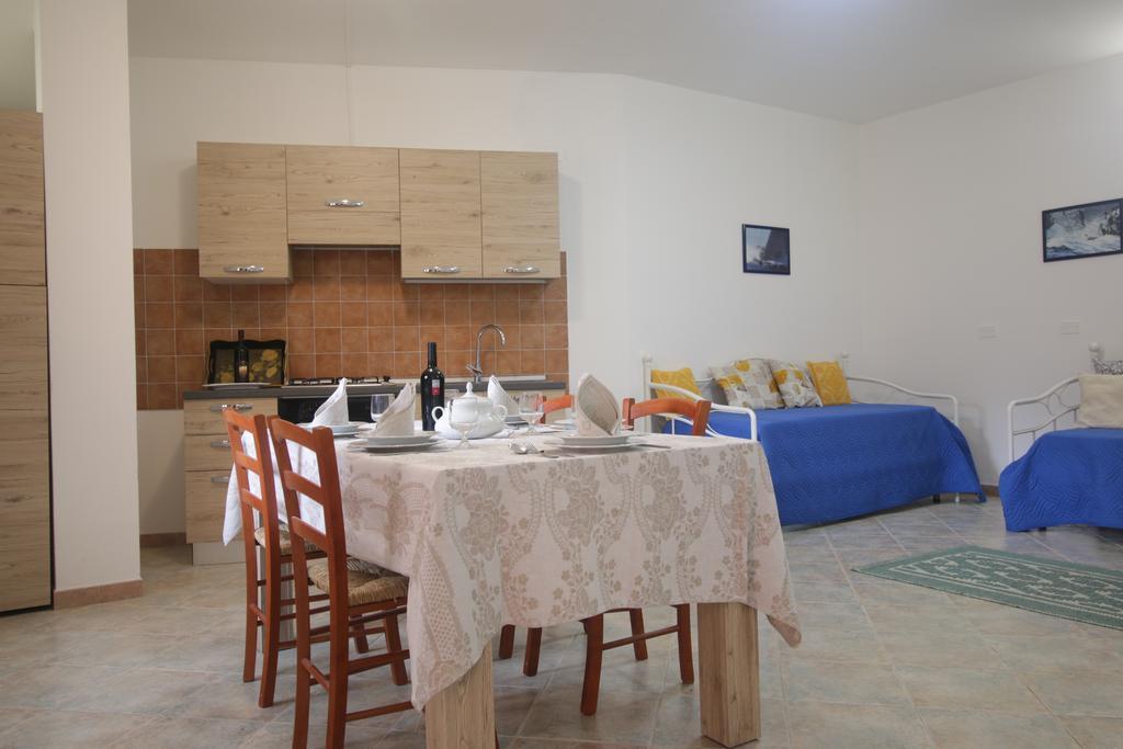 Residenza Maria Antonia - Historical Suite Orosei Habitación foto